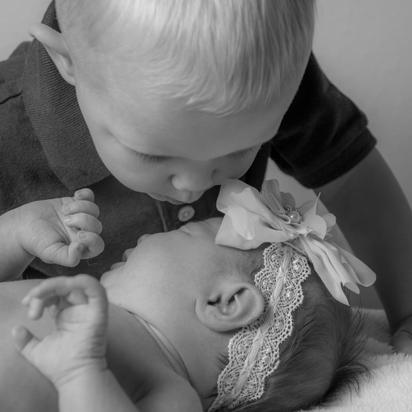 Meet your Posher, Nikki - Picture 1 of 1